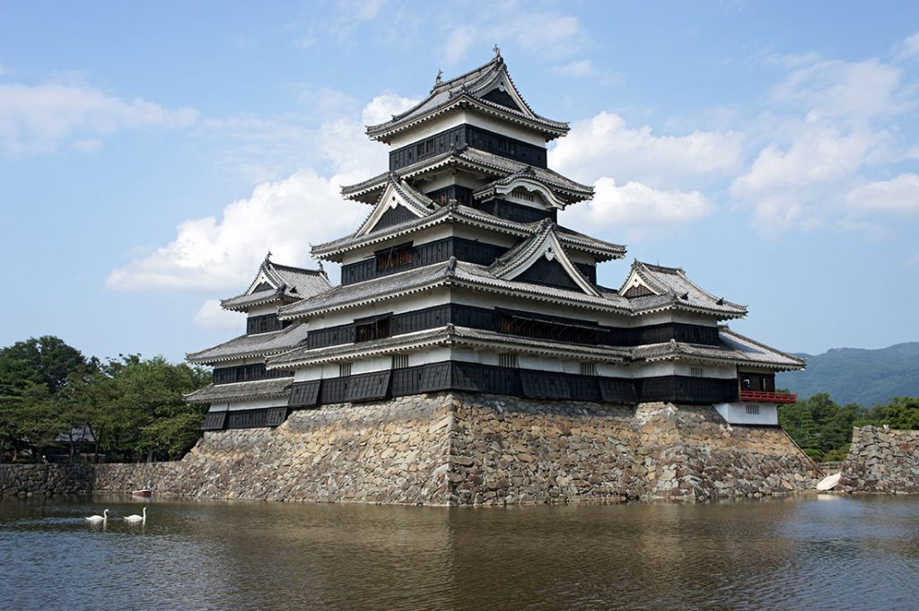 castles-of-japan-10-1-1024x681