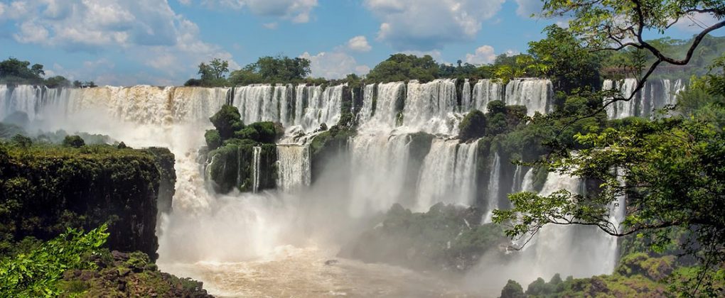 iguazu-falls-3-1020x420